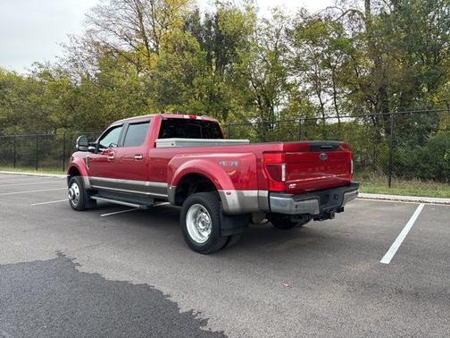 2022 Ford F-450 LARIAT DRW