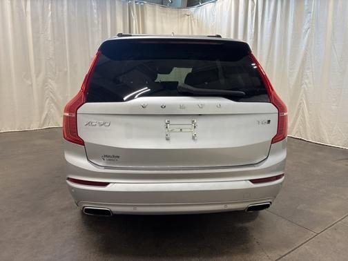 2021 Volvo XC90 T6 MOMENTUM 7 PASSENGER