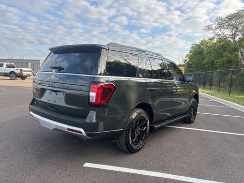 2023 Ford Expedition TIMBERLINE