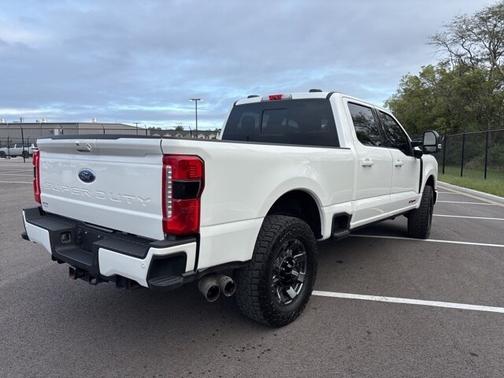 2024 Ford F-350 LARIAT SUPER DUTY