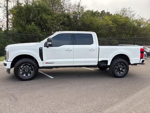 2024 Ford F-350 LARIAT SUPER DUTY