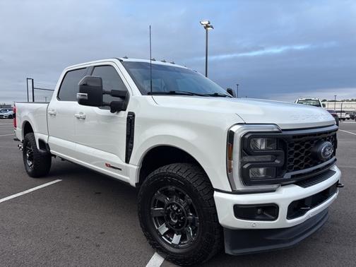 2024 Ford F-350 LARIAT SUPER DUTY