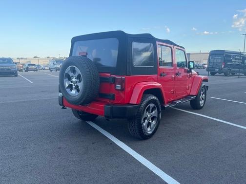 2017 Jeep Wrangler Unlimited SAHARA