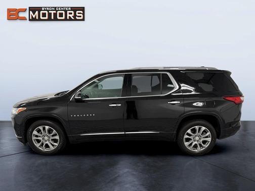 Mosaic Black Metallic 2018 Chevrolet Traverse Premier
