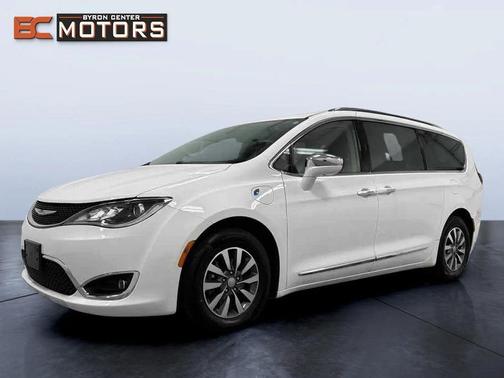 2020 Chrysler Pacifica Hybrid Limited