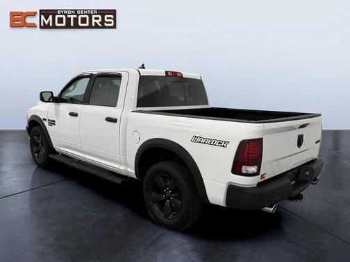 Bright White 2020 RAM 1500 Classic SLT