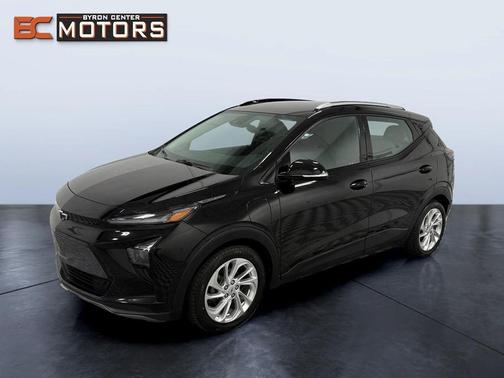 Mosaic Black Metallic 2023 Chevrolet Bolt EUV FWD LT