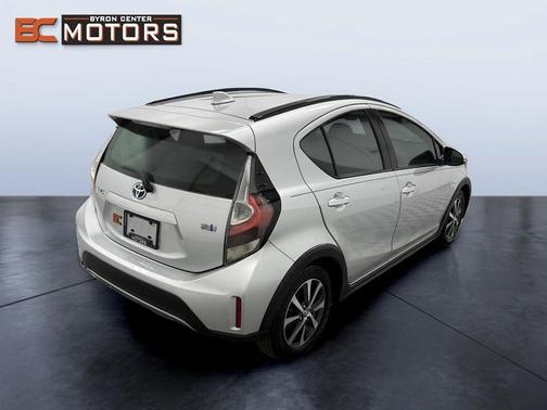 2018 Toyota Prius c Two
