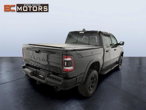 Diamond Black Crystal Pearl 2021 RAM 1500 Rebel