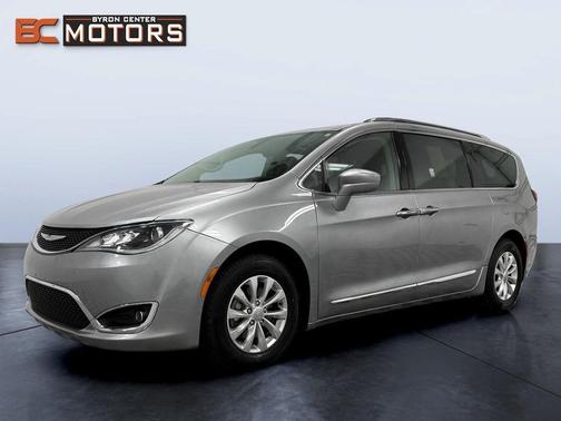 2018 Chrysler Pacifica Touring-L