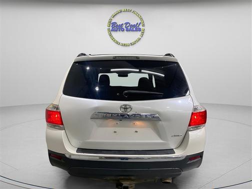 2013 Toyota Highlander SE