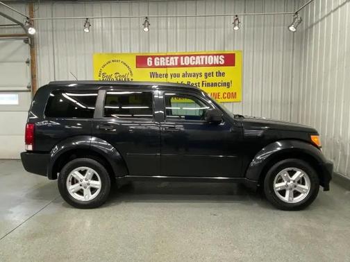 Brilliant Black Crystal Pearlcoat 2010 Dodge Nitro SXT