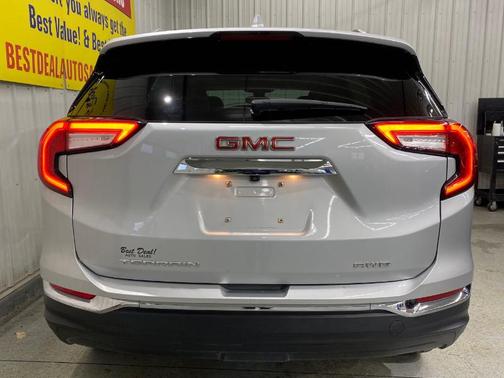 2022 GMC Terrain SLT
