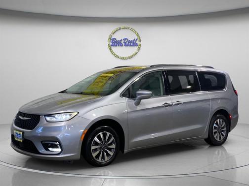 2021 Chrysler Pacifica Touring L