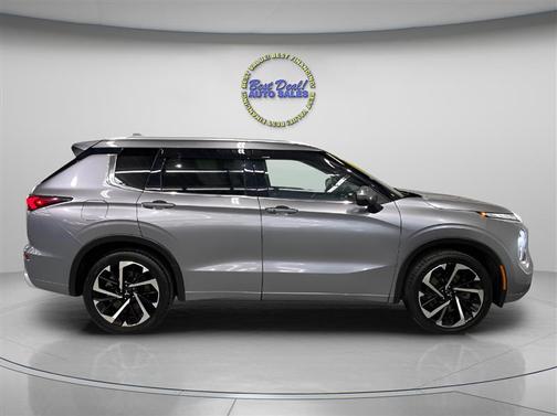 2022 Mitsubishi Outlander SEL