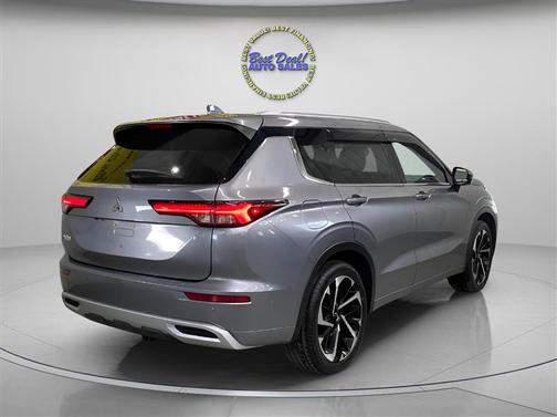 2022 Mitsubishi Outlander SEL