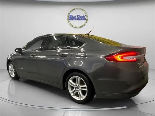 2018 Ford Fusion Hybrid SE