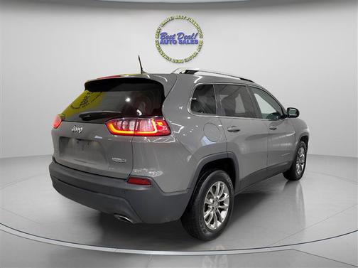 2021 Jeep Cherokee Latitude Lux