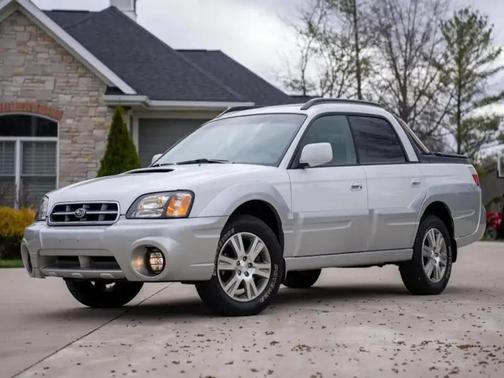 Satin White & Brilliant Silver Metallic 2005 Subaru Baja Turbo