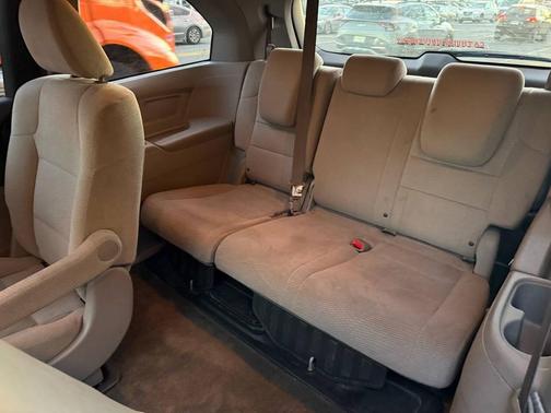 Gray 2012 Honda Odyssey LX