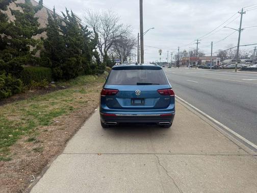 2020 Volkswagen Tiguan 2.0T SE