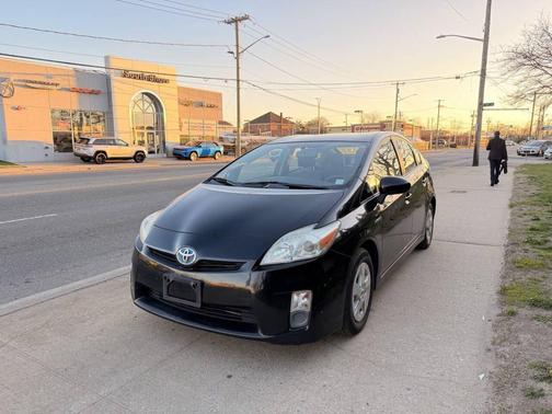 Black 2010 Toyota Prius III