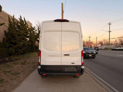 2021 Ford Transit-250 Base