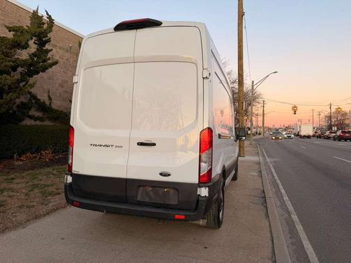 2021 Ford Transit-250 Base