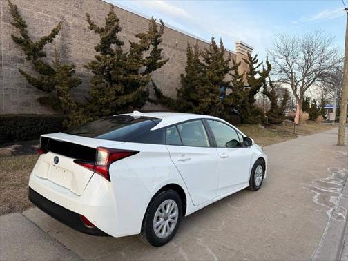 2019 Toyota Prius L