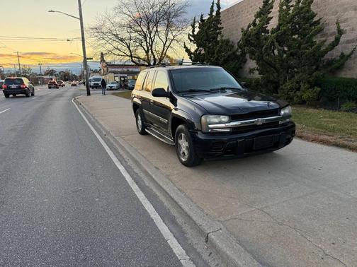 2003 Chevrolet Trailblazer LS