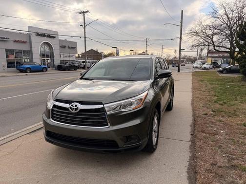 2014 Toyota Highlander LE