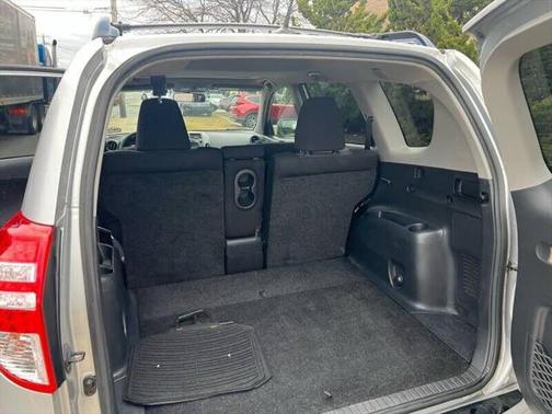2011 Toyota RAV4 Sport