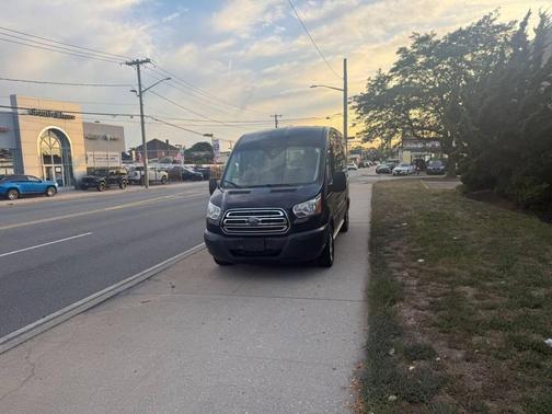 2015 Ford Transit-150 XLT