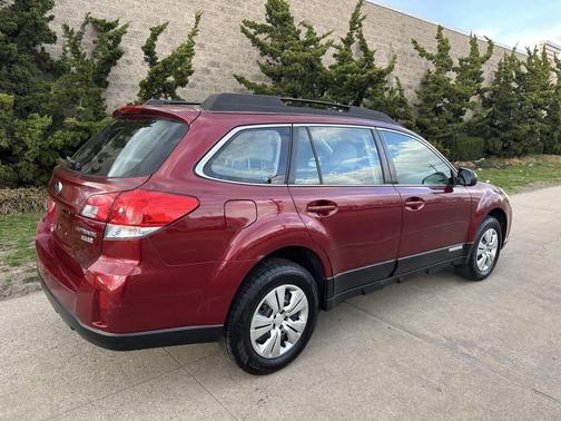 2011 Subaru Outback 2.5i