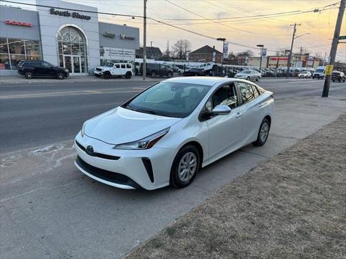 2019 Toyota Prius L