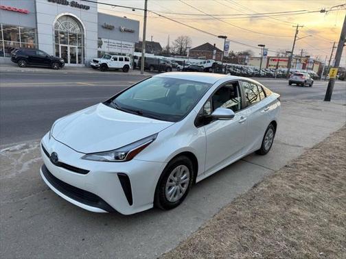 2019 Toyota Prius L