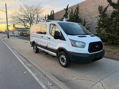 2015 Ford Transit-250 Base