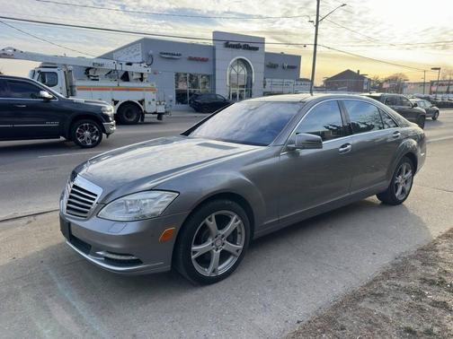 2013 Mercedes-Benz S-Class S 550 4MATIC AWD 4dr Sedan