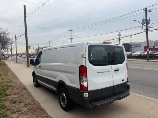 2016 Ford Transit-250 Base