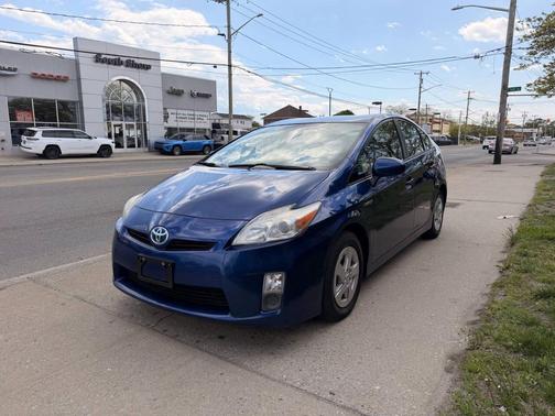 Blue 2010 Toyota Prius IV