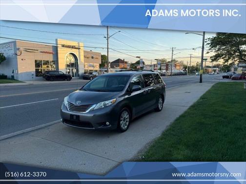 2013 Toyota Sienna XLE