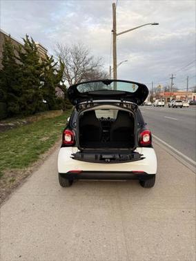 2016 smart ForTwo passion 2dr Hatchback