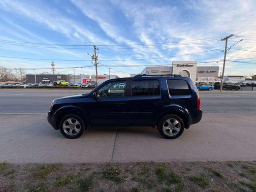 Blue 2013 Honda Pilot EX-L