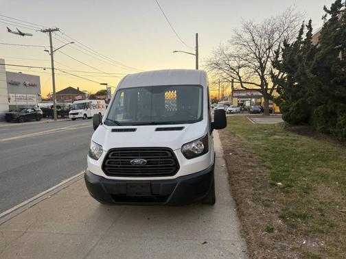 2015 Ford Transit-250 Base
