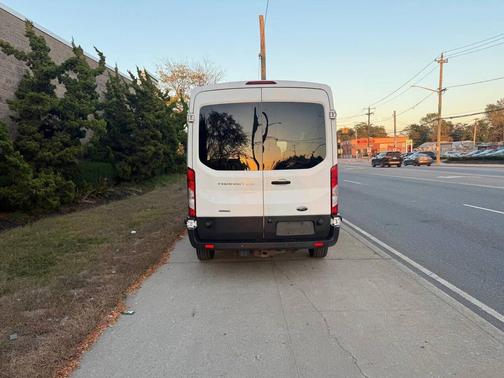 2016 Ford Transit-250 Base