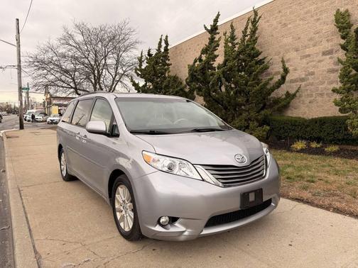 2012 Toyota Sienna Limited