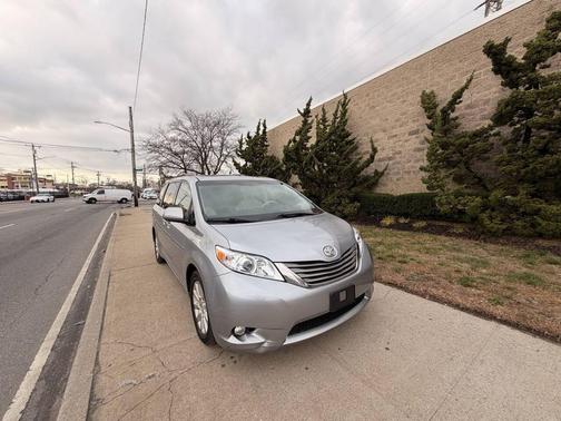 2012 Toyota Sienna Limited