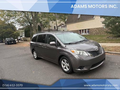 2012 Toyota Sienna LE