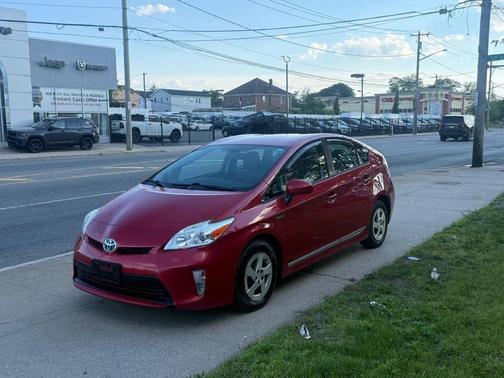 Red 2015 Toyota Prius Four
