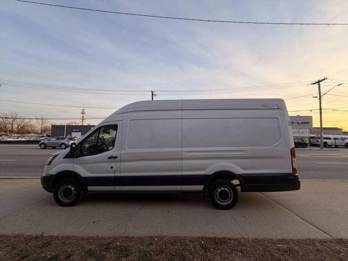 2018 Ford Transit-250 Base